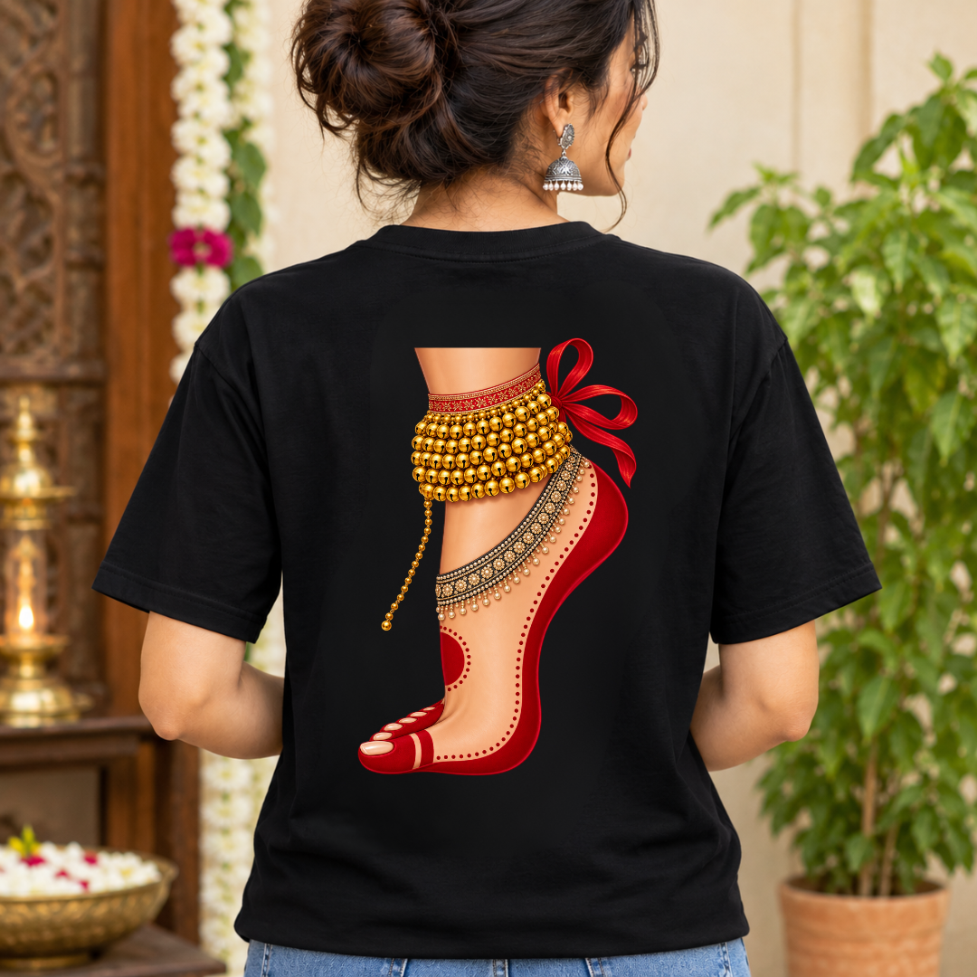 ORNATE ANKLETS BACK PRINT TEE